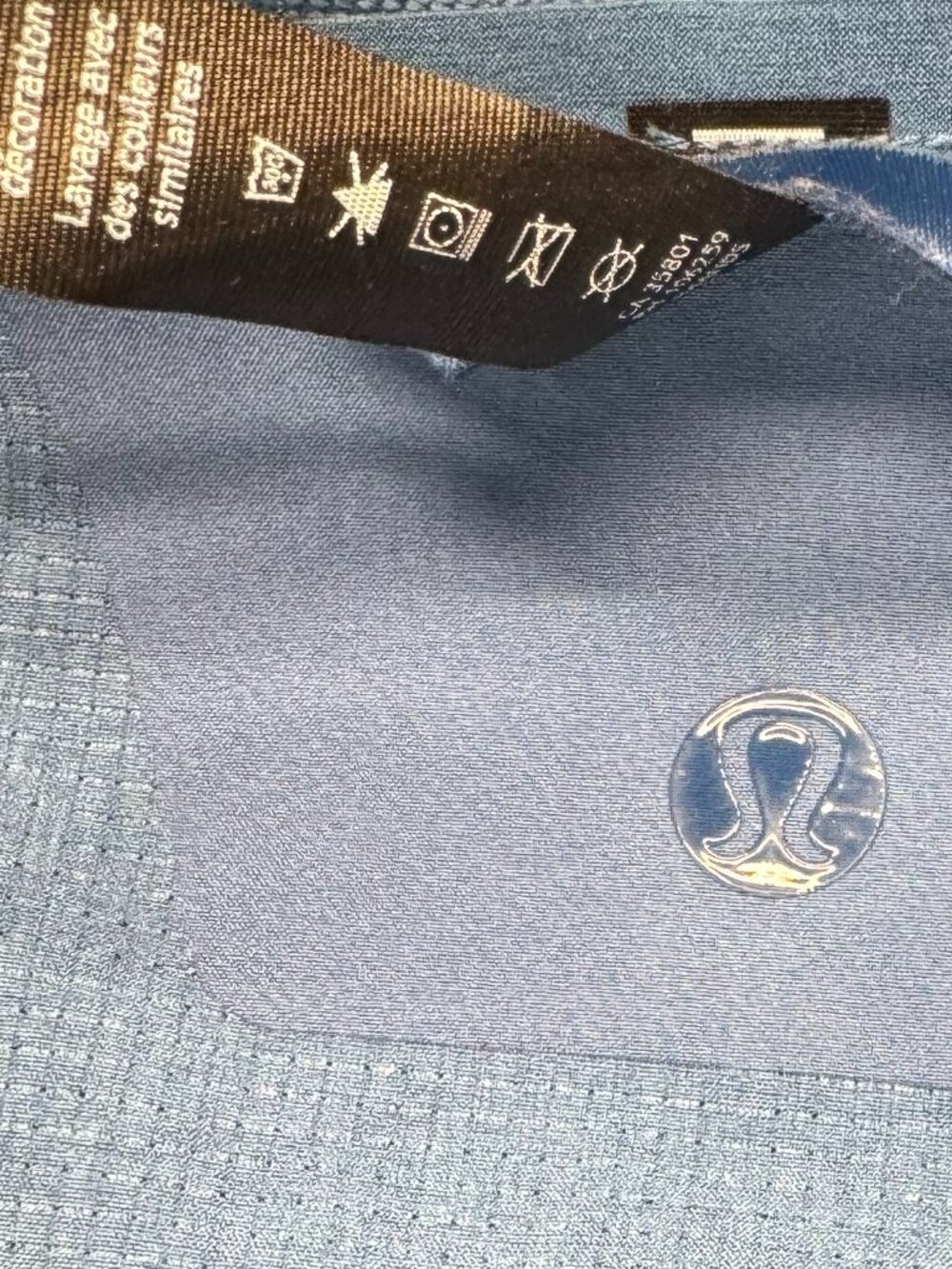 Lululemon Women’s Hooded Windbreaker Jacket Blue Size Medium Lightweight - Picture 10 of 13